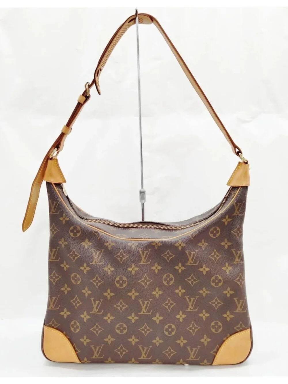 Authentic Louis Vuitton Boulogne 30 Monogram Canvas Shoulder Bag